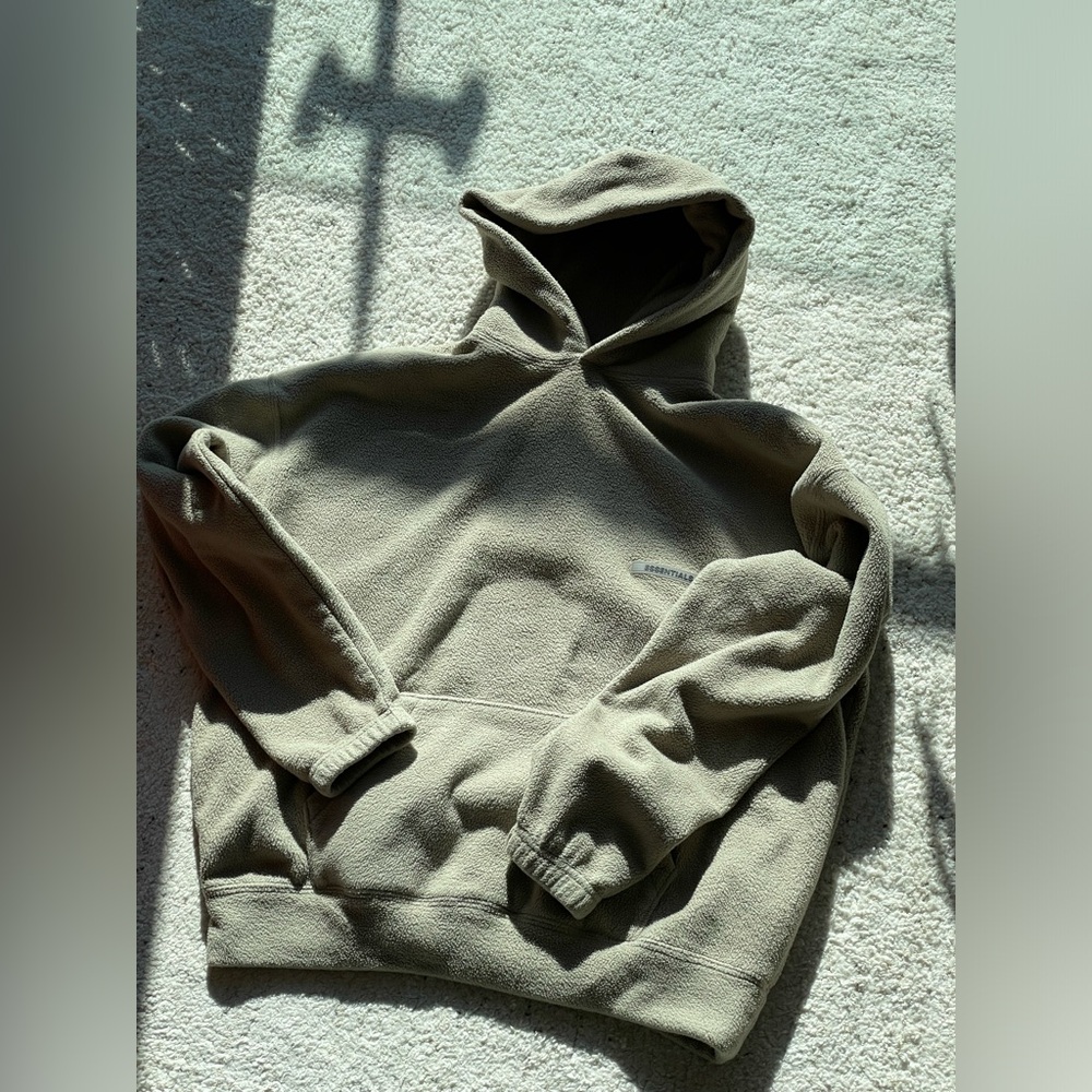 Essential fleece hoodie